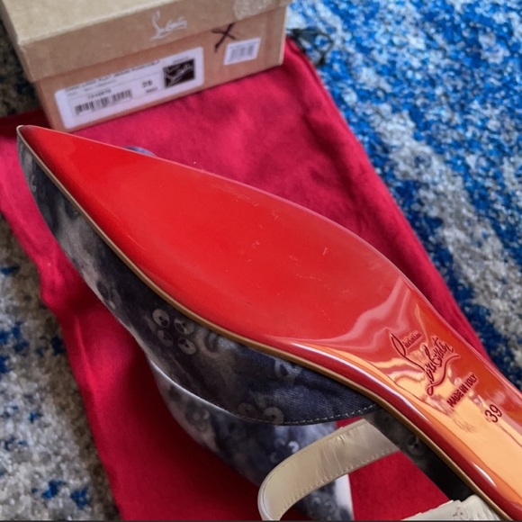 CHOC LOCK POINTED TOE FLAT CHRISTIAN LOUBOUTIN - Picture 4 of 9